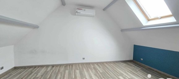 4 bedrooms House in Checy, France No. 64304 6