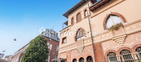 3 bedrooms Villa in Milan, Italy No. 376716 37