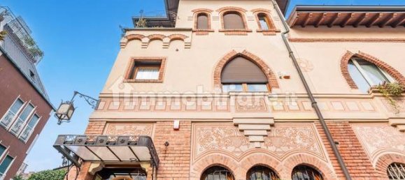 3 bedrooms Villa in Milan, Italy No. 376716 36