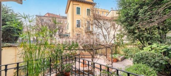 3 bedrooms Villa in Milan, Italy No. 376716 28