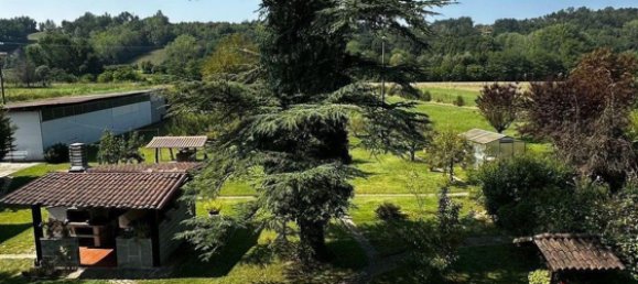 10 bedrooms House in Monale, Italy No. 377882 3