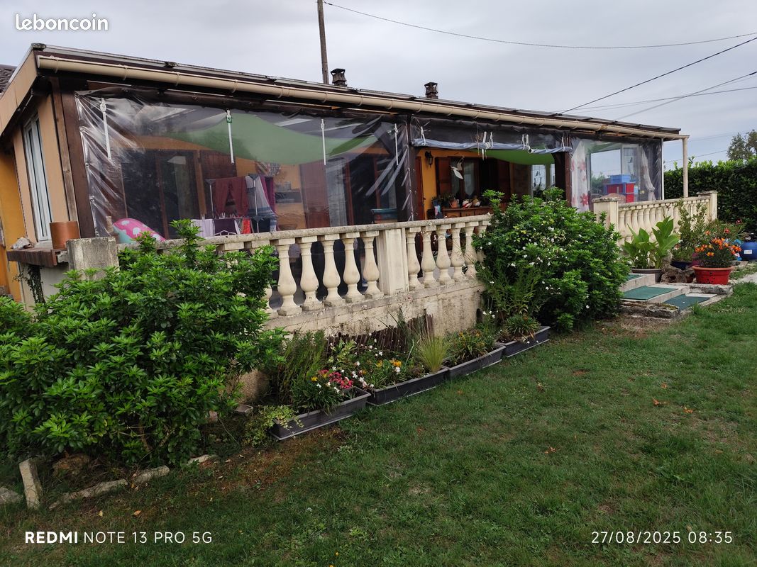 2 bedrooms House in Yonne, France No. 325937