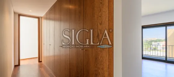 Apartamento de 4 dormitorios en Vila Nova de Gaia, Portugal No. 143817 22