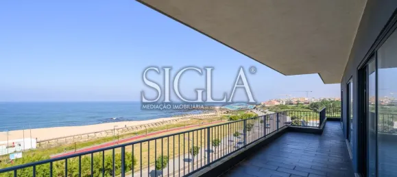 Apartamento de 4 dormitorios en Vila Nova de Gaia, Portugal No. 143817 5