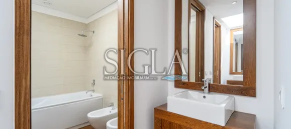 Apartamento de 4 dormitorios en Vila Nova de Gaia, Portugal No. 143817 35