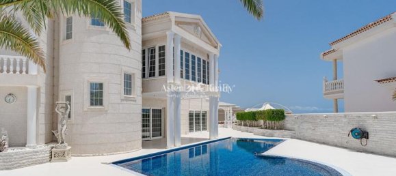 6 bedrooms Villa in Adeje, Spain No. 117146 4