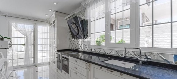 6 bedrooms Villa in Adeje, Spain No. 117146 15