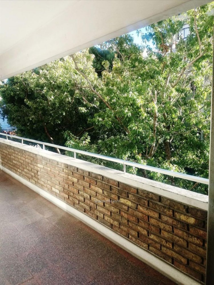 3 bedrooms Apartment in Montevideo, Uruguay No. 11773