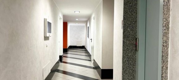 Квартира с 3 комнатами в Милан, Италия № 247810 5