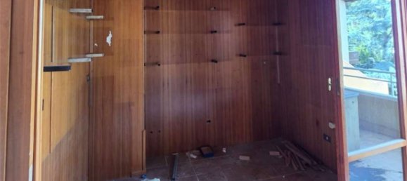 Villa T4 em Sant'Agata li Battiati, Italy N.º 326599 9