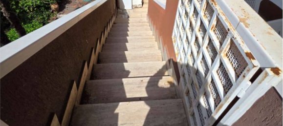 Villa T4 em Sant'Agata li Battiati, Italy N.º 326599 4