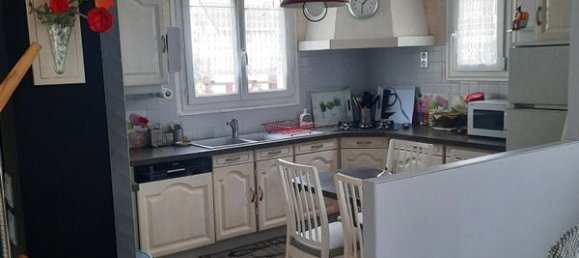 Casa de 3 dormitorios en Neuilly-Plaisance, France No. 150877 4