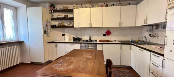 6 rooms Villa in Molare, Italy No. 18520 5