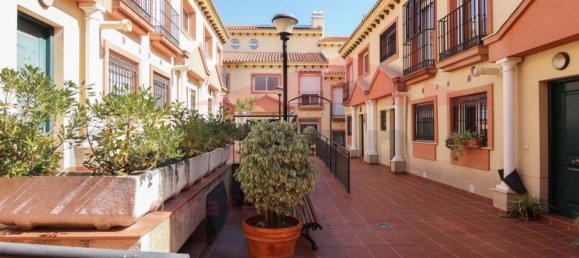 4 bedrooms House in Malaga, Spain No. 152723 3