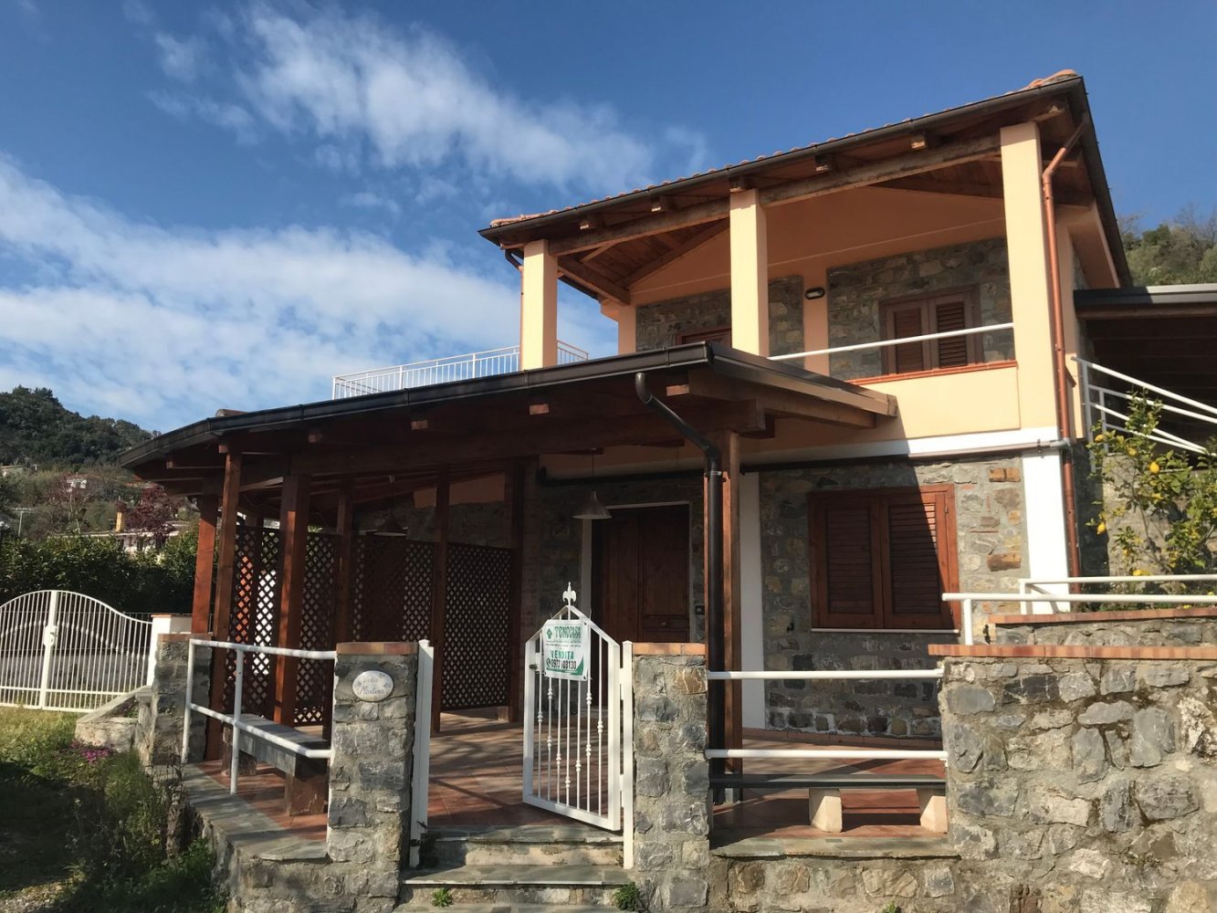 5 rooms Villa in Santa Marina, Italy No. 255208