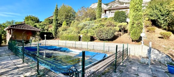 4 bedrooms Villa in Varces-Allieres-et-Risset, France No. 345791 3