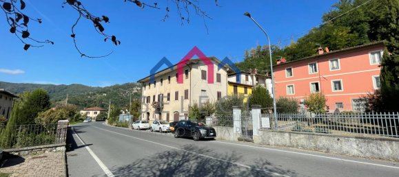 2 bedrooms Apartment in Barga, Italy No. 189407 24
