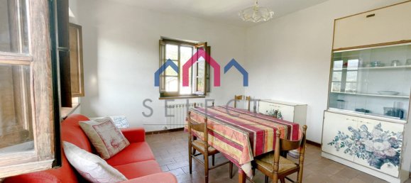2 bedrooms Apartment in Barga, Italy No. 189407 12