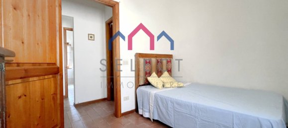 2 bedrooms Apartment in Barga, Italy No. 189407 22