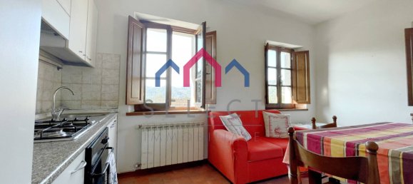 2 bedrooms Apartment in Barga, Italy No. 189407 10