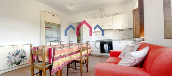 2 bedrooms Apartment in Barga, Italy No. 189407 7