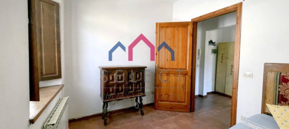 2 bedrooms Apartment in Barga, Italy No. 189407 21
