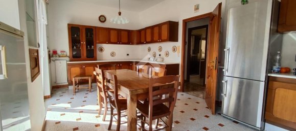 5غرفة شقة في Genoa, Italy رقم 14863 24