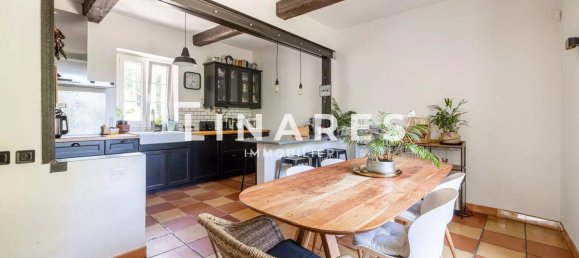 4 Schlafzimmer Schlösser in Marseille, France, Nr. 277245 10