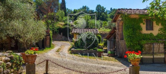 10 bedrooms House in Terranuova Bracciolini, Italy No. 228494 28