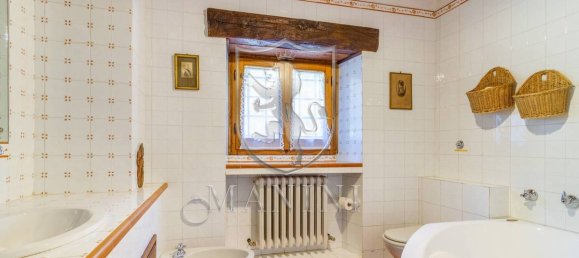 10 bedrooms House in Terranuova Bracciolini, Italy No. 228494 14