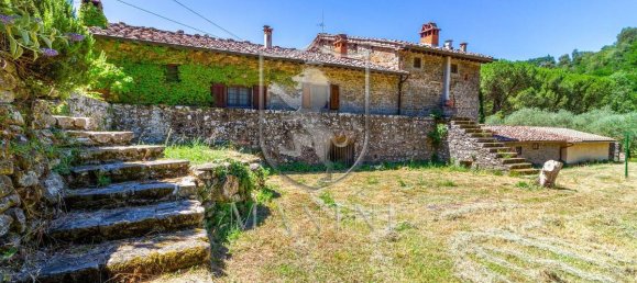 10 bedrooms House in Terranuova Bracciolini, Italy No. 228494 5