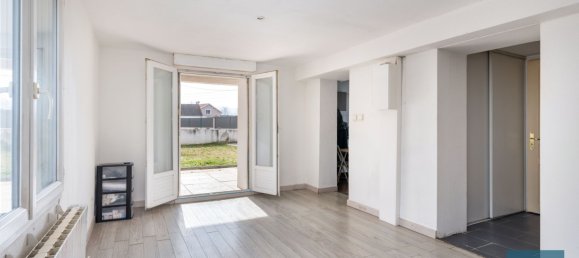 Casa de 6 dormitorios en Bourgoin-Jallieu, France No. 190246 24