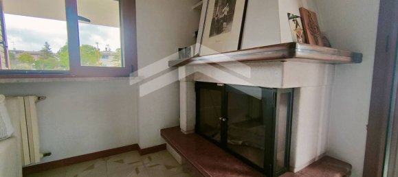 4 rooms Apartment in Campobasso, Italy No. 200092 4