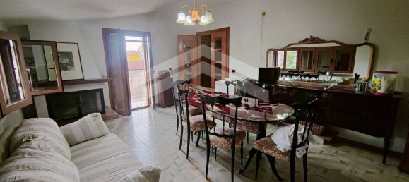 4 rooms Apartment in Campobasso, Italy No. 200092 3