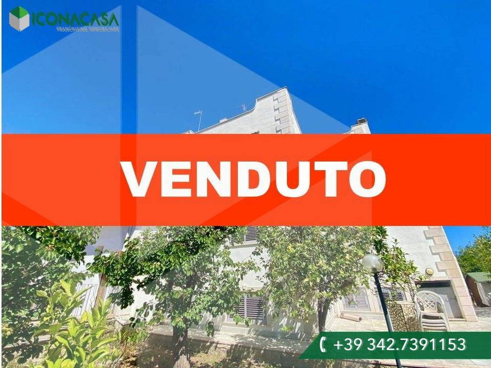 11 rooms Villa in Bitonto, Italy No. 18690