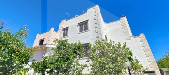 11 rooms Villa in Bitonto, Italy No. 18690 2