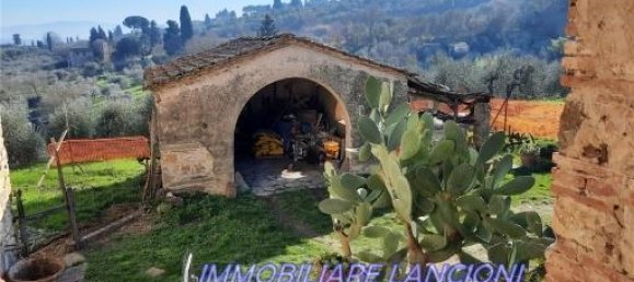 21 room House in Scandicci, Italy No. 33186 14