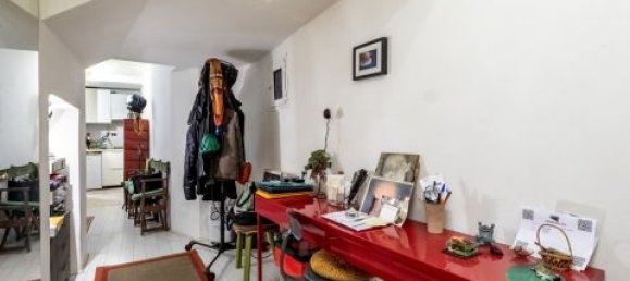 Studio in Rome, Italy No. 205791 9