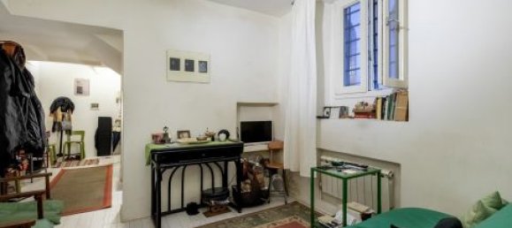 Studio in Rome, Italy No. 205791 3