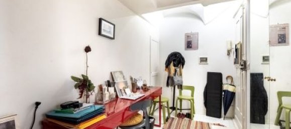 Studio in Rome, Italy No. 205791 10