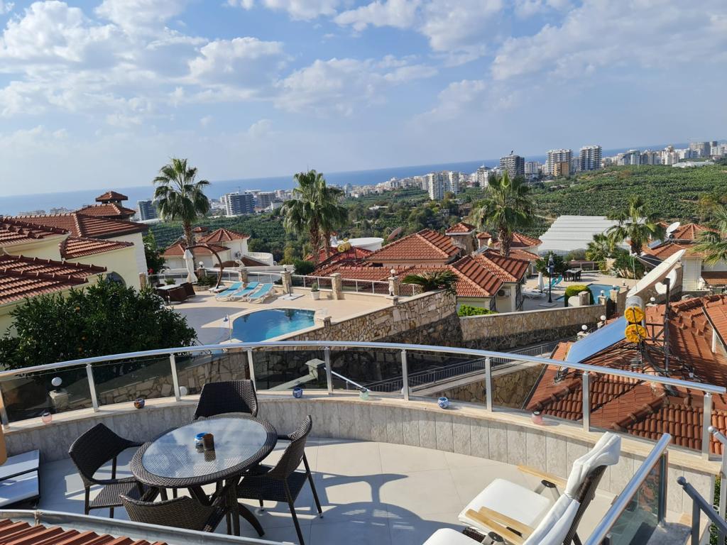 4 rooms Apartment in Kargicak, Turkey No. 18366