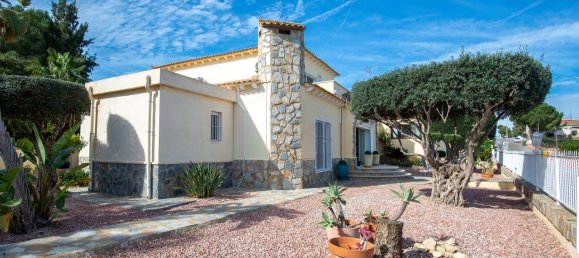 4 bedrooms Villa in Algorfa, Spain No. 9696 24