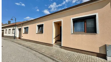 2 Schlafzimmer Haus in Gaweinstal, Austria, Nr. 145404