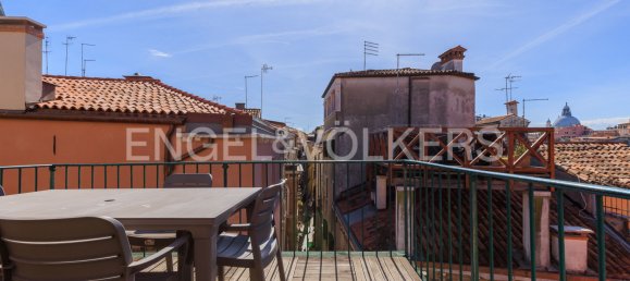 2 bedrooms Apartment in Venice, Italy No. 106391 5