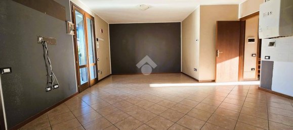 2 Schlafzimmer Wohnung in Borgo Virgilio, Italy, Nr. 312175 10