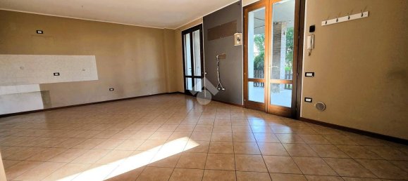 2 Schlafzimmer Wohnung in Borgo Virgilio, Italy, Nr. 312175 8