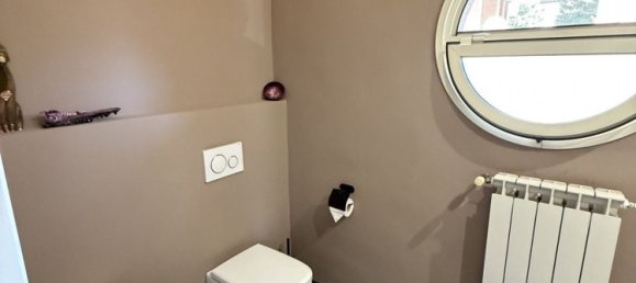 Propiedad comercial en Prato, Italy 35 m² No. 374642 12