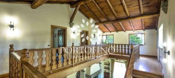 5 bedrooms Villa in Fivizzano, Italy No. 289438 14
