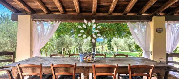5 bedrooms Villa in Fivizzano, Italy No. 289438 12