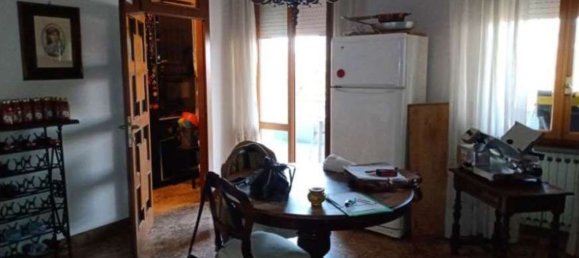 10 rooms Apartment in Modena, Italy No. 95982 23